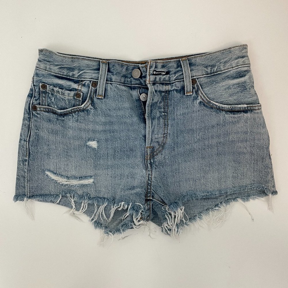 Levis 501 Light wash distressed mid rise denim shorts, size 27